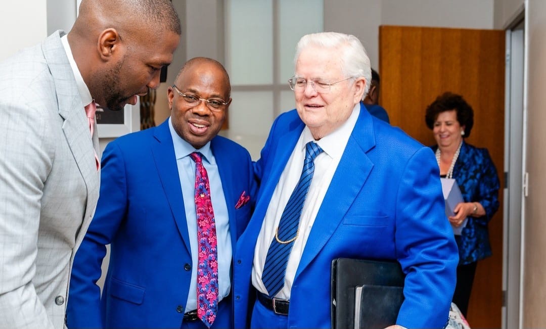 Hagge with local partners