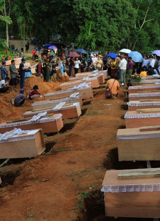 Mass burial aftermath